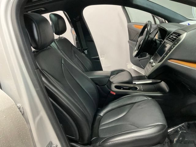 Used 2019 Lincoln MKC Reserve AWD/4WD image 23