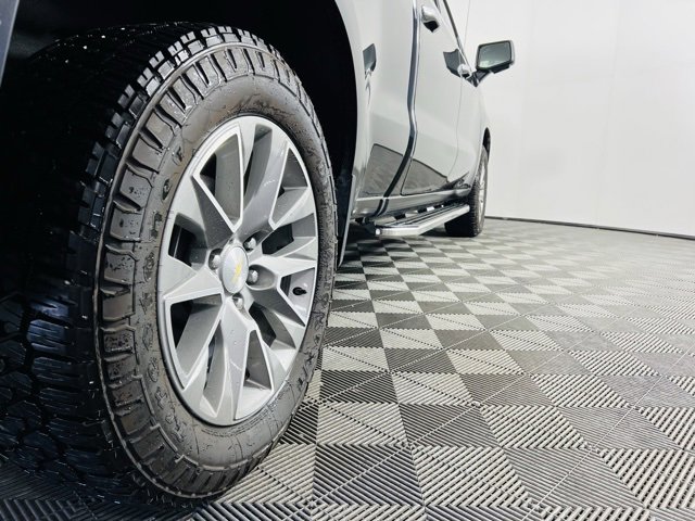 Used 2019 Chevrolet Silverado 1500 High Country image 5