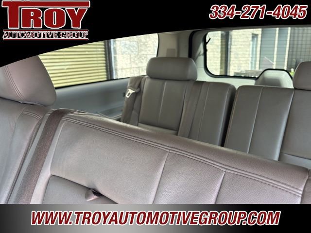 Used 2013 Chevrolet Suburban LT w/ Luxury Package image 24