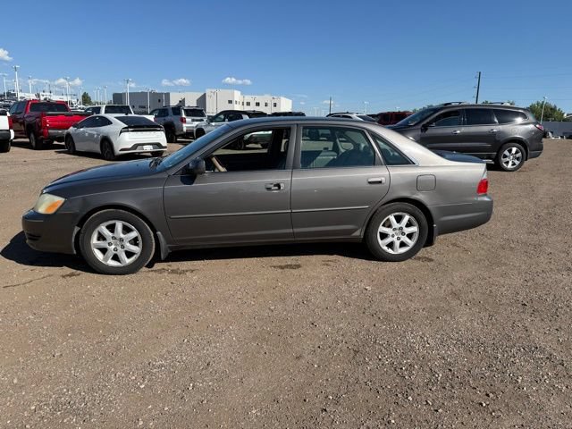 Used 2003 Toyota Avalon XLS FWD image 2