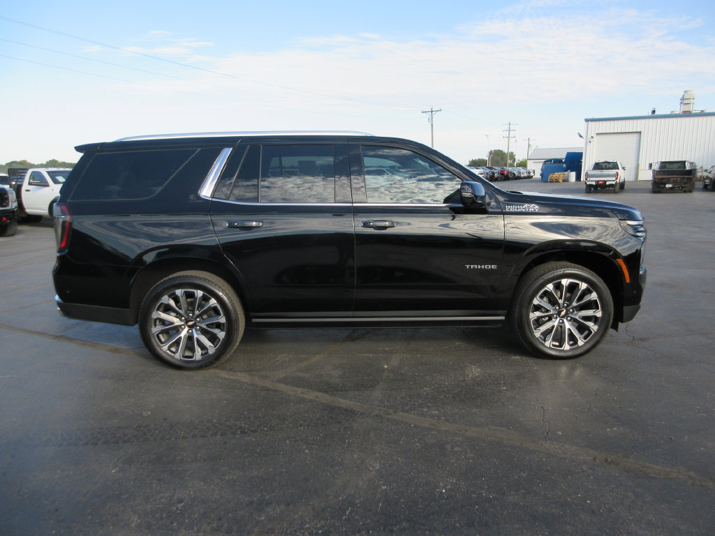 Certified 2025 Chevrolet Tahoe High Country AWD/4WD image 5