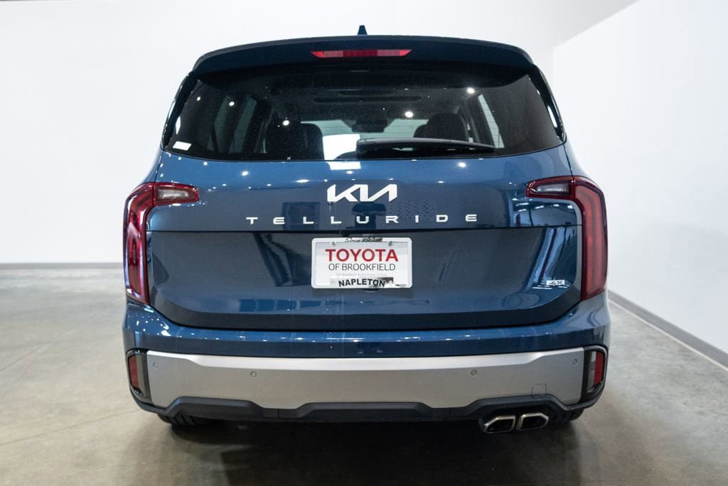 Used 2025 Kia Telluride S AWD/4WD image 8
