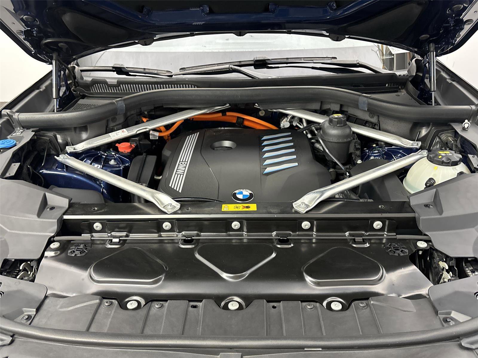 Used 2022 BMW X5 xDrive45e w/ Climate Comfort Package image 20