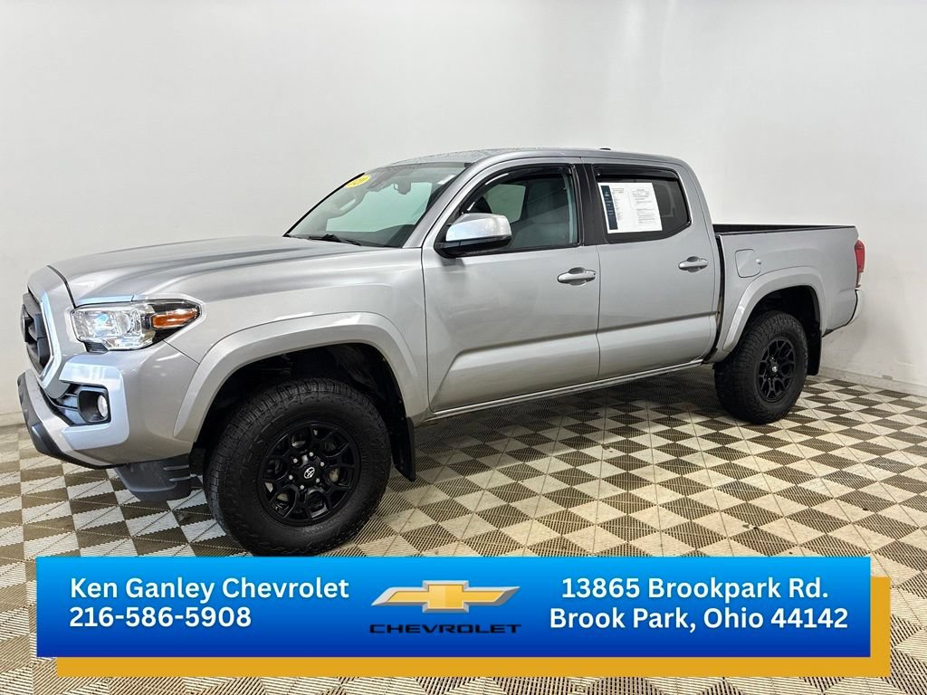 Used 2020 Toyota Tacoma SR5 AWD/4WD image 6