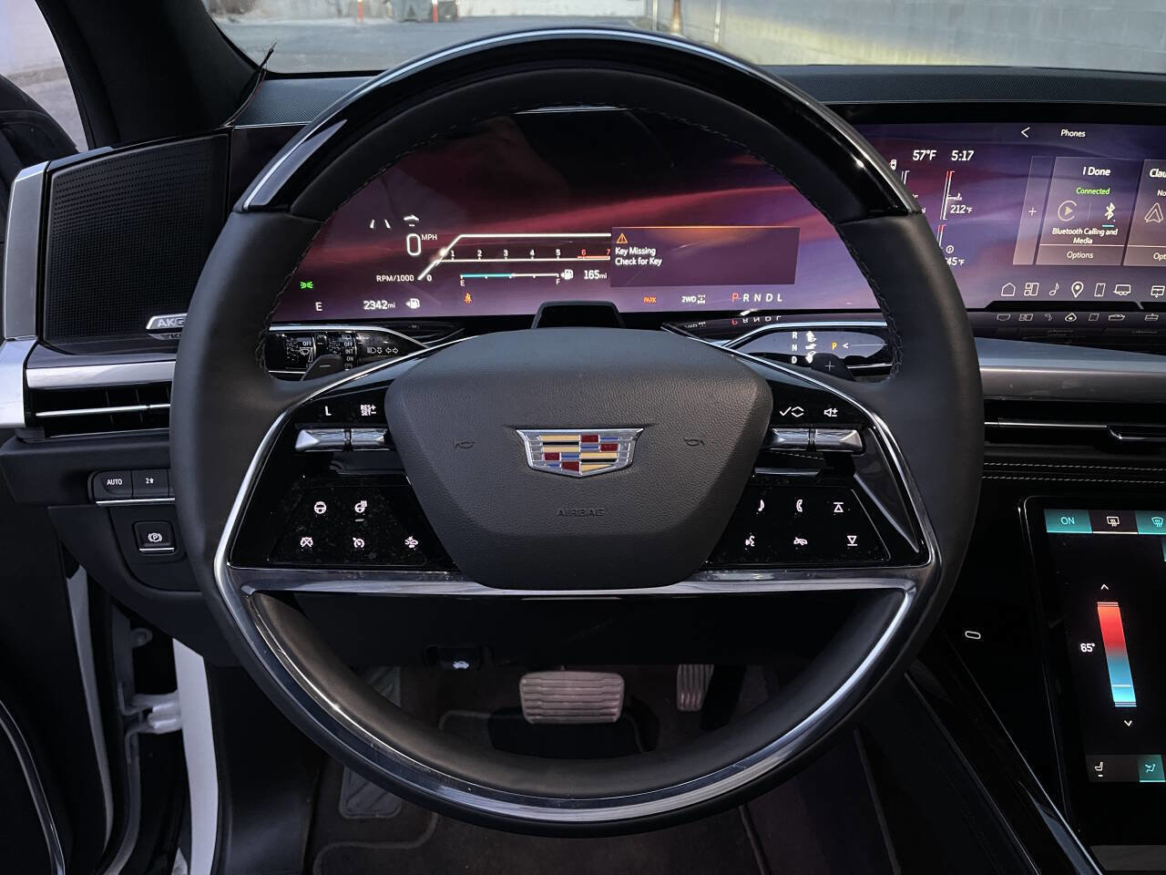 Used 2025 Cadillac Escalade Luxury image 19