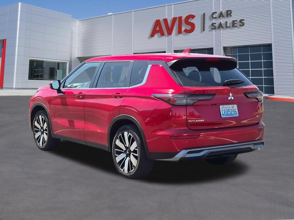 Used 2025 Mitsubishi Outlander SE AWD/4WD image 9