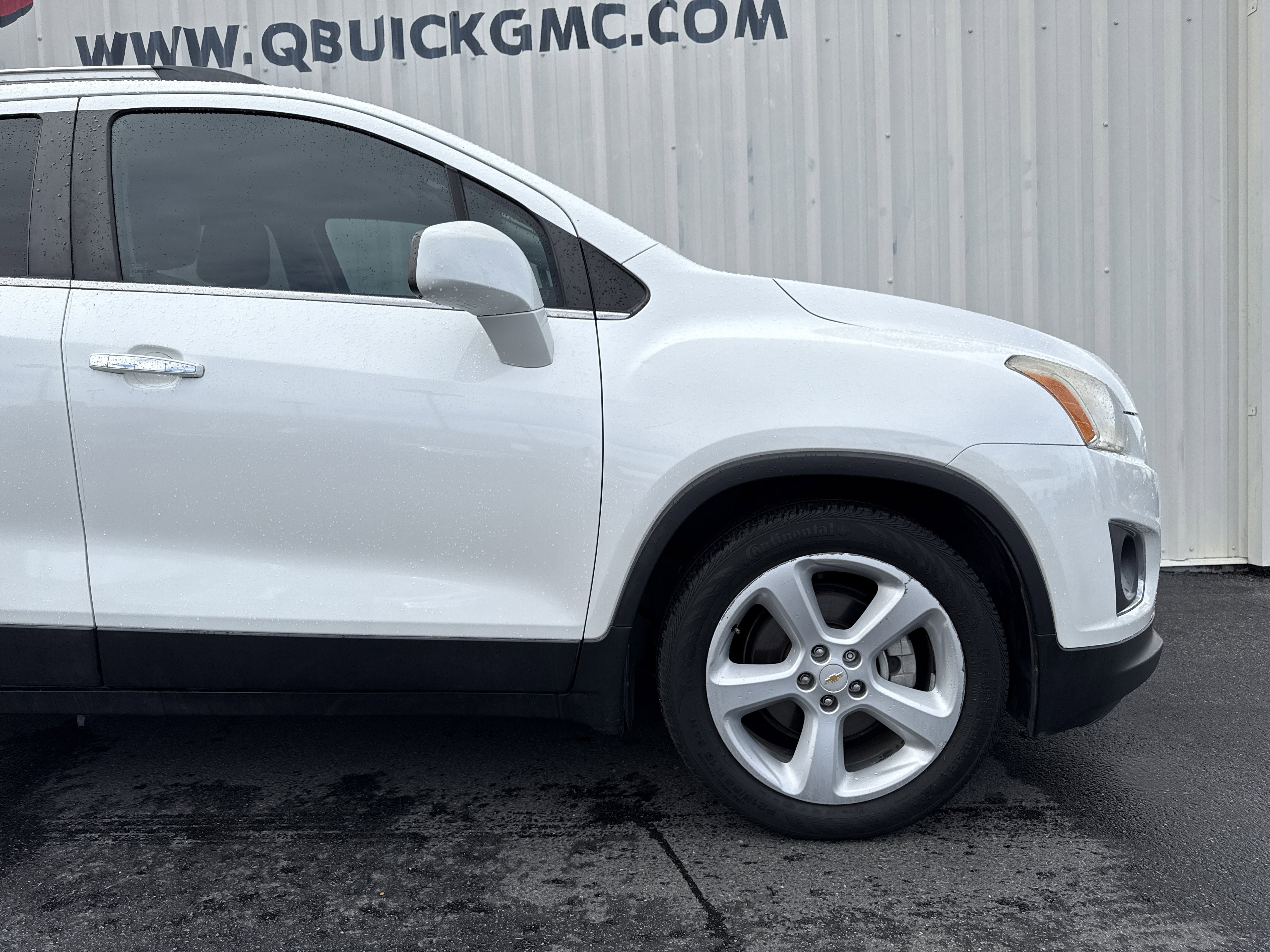 Used 2016 Chevrolet Trax LTZ w/ LPO, Cargo Package image 27