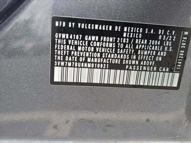 Used 2022 Volkswagen Jetta SE w/ Panoramic Sunroof Package FWD image 29
