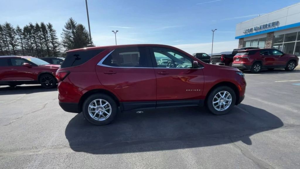 Certified 2024 Chevrolet Equinox LT image 9