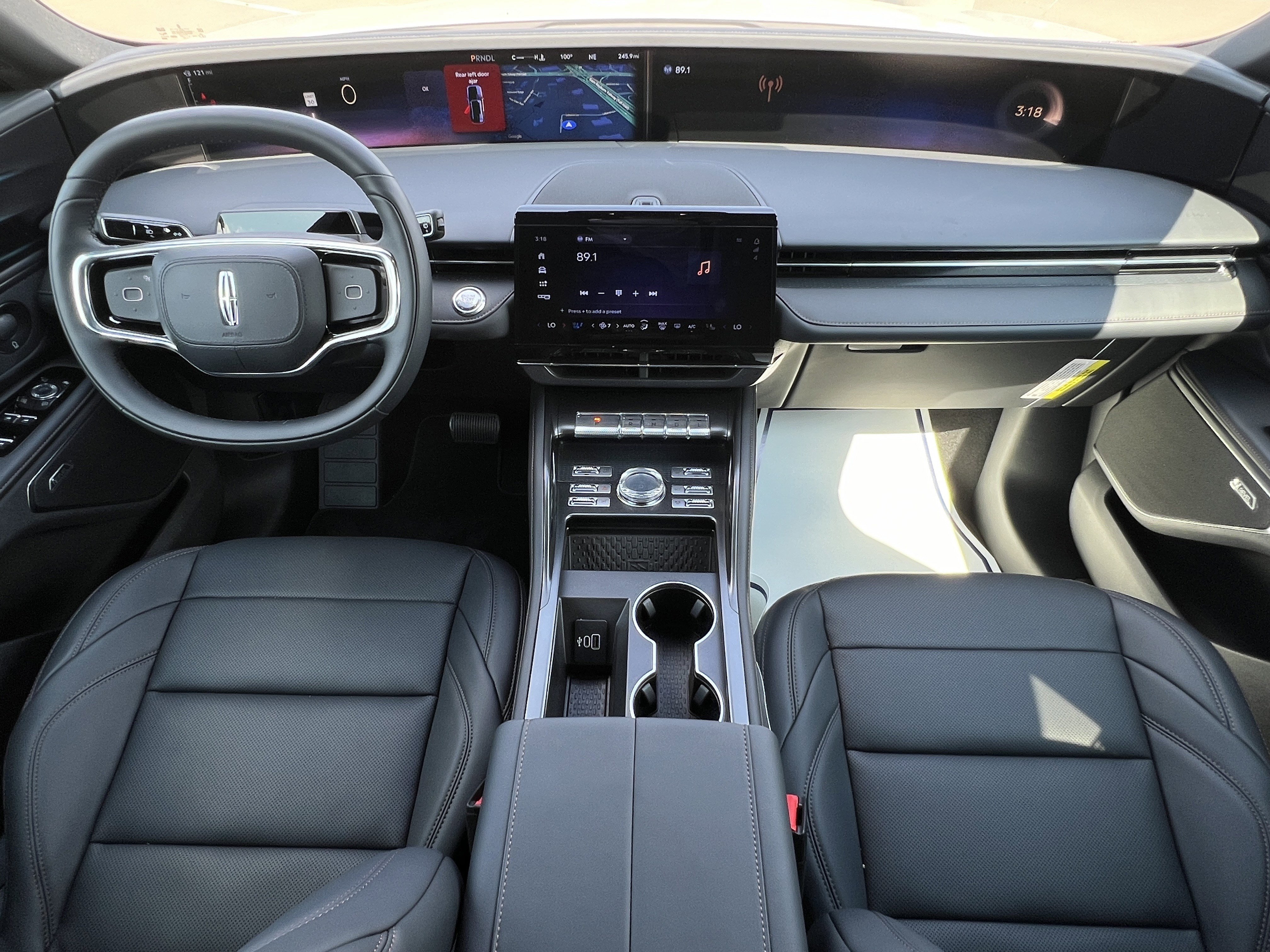 New 2025 Lincoln Nautilus Premier w/ Equipment Group 102A image 15