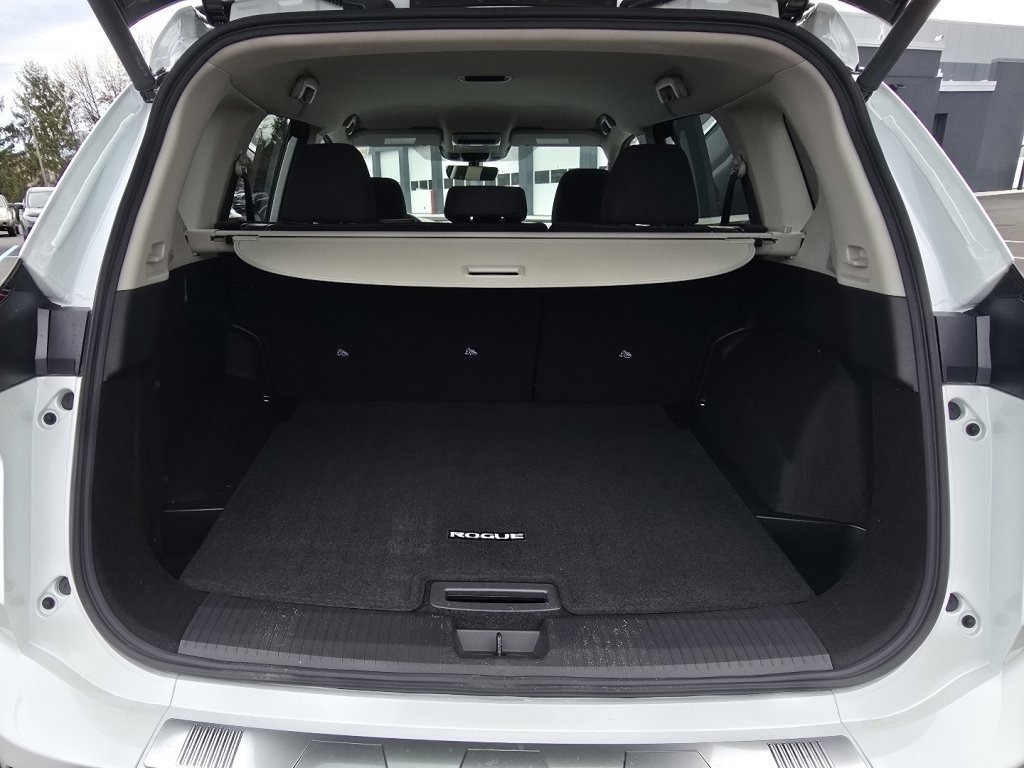 New 2026 Nissan Rogue SV image 10