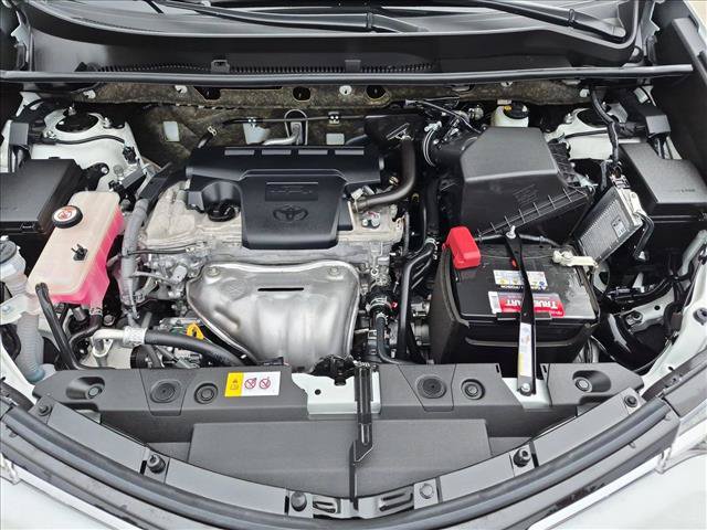Used 2018 Toyota RAV4 LE w/ All Weather Liner Package AWD/4WD image 23