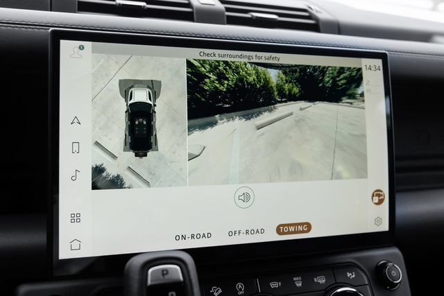 New 2026 Land Rover Defender 110 OCTA AWD/4WD image 30