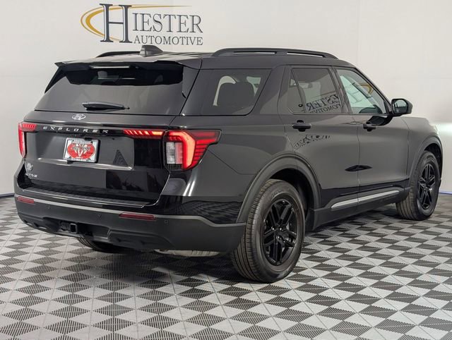 Used 2025 Ford Explorer Active image 7