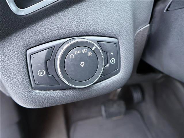 Used 2013 Ford C-MAX SE FWD image 11