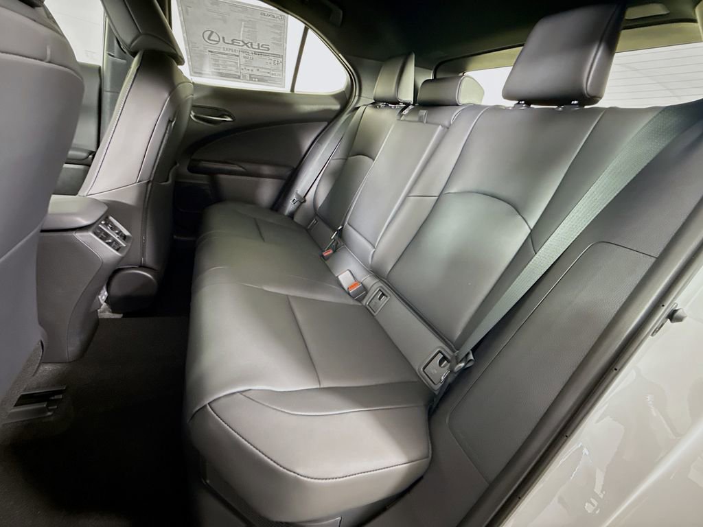 New 2025 Lexus UX 300h FWD image 17