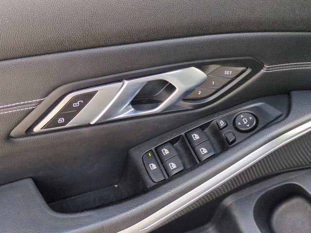 Used 2019 BMW 330i Sedan w/ Driving Assistance Package image 10