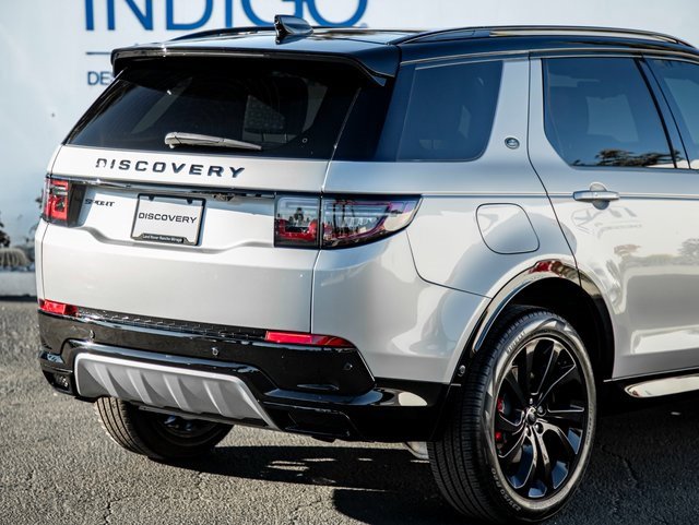 Used 2024 Land Rover Discovery Sport Dynamic SE image 7