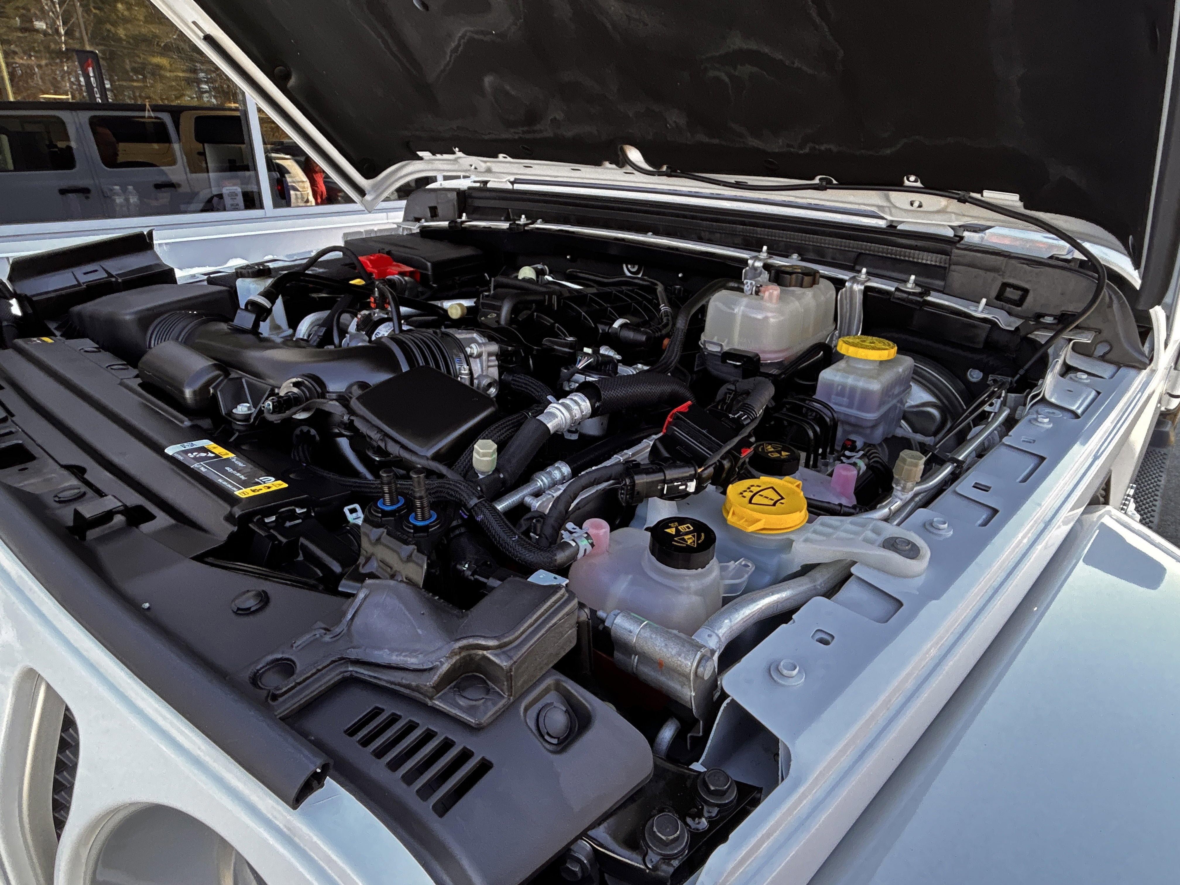 Certified 2023 Jeep Wrangler Sahara w/ Cold Weather Group AWD/4WD image 21