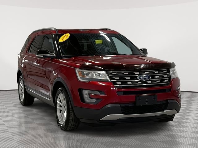 Used 2016 Ford Explorer XLT w/ Equipment Group 202A image 1