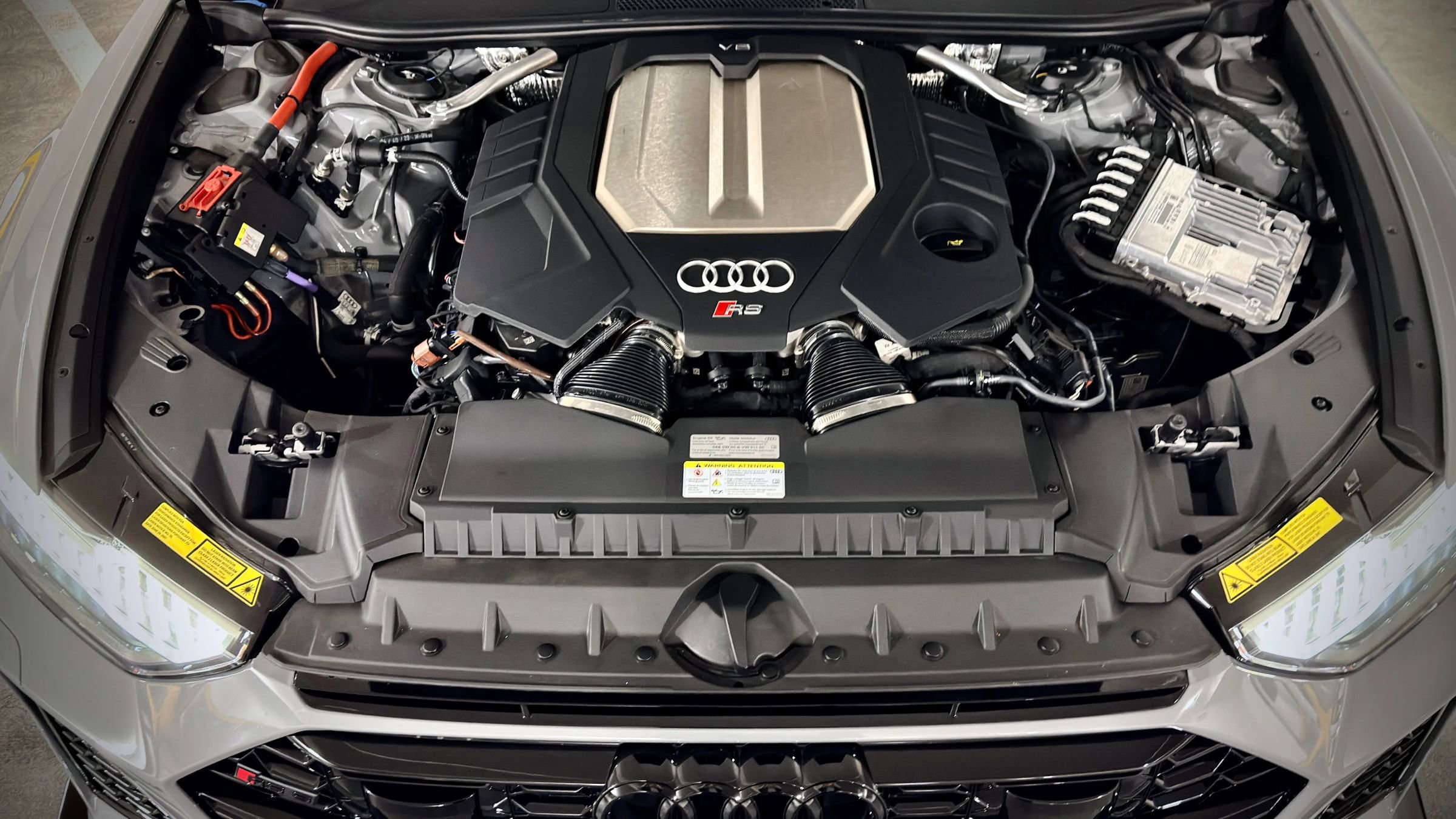 Used 2025 Audi RS 6 performance image 29