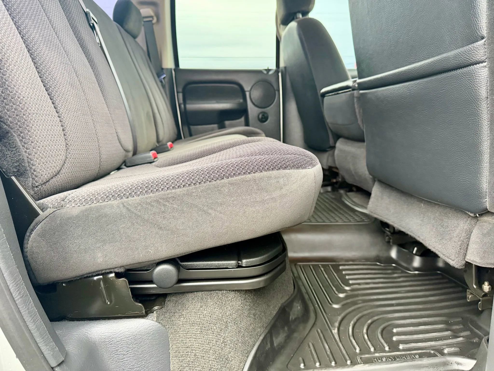 Used 2005 Dodge Ram 2500 Truck SLT w/ Trailer Tow Group image 17