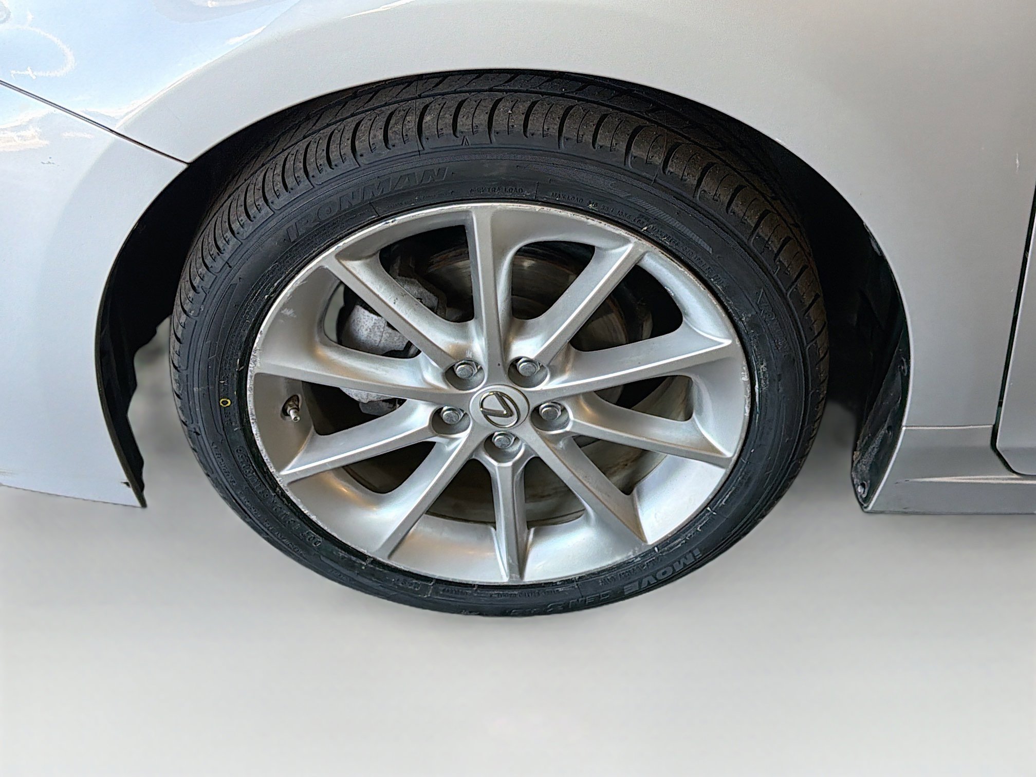 Used 2012 Lexus CT 200h Premium w/ Leather Pkg image 11