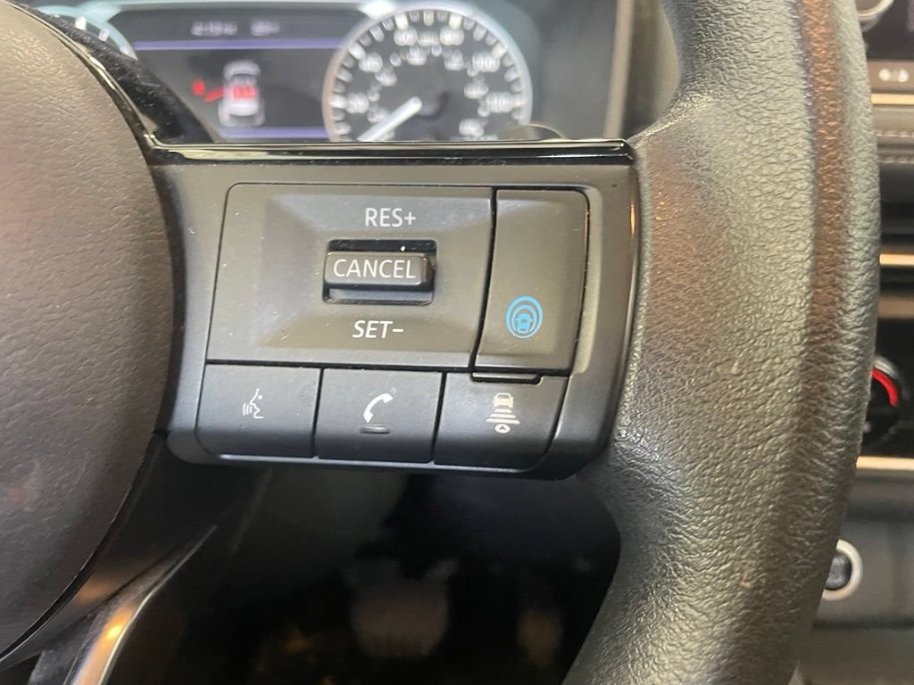Certified 2023 Nissan Rogue SV FWD image 14