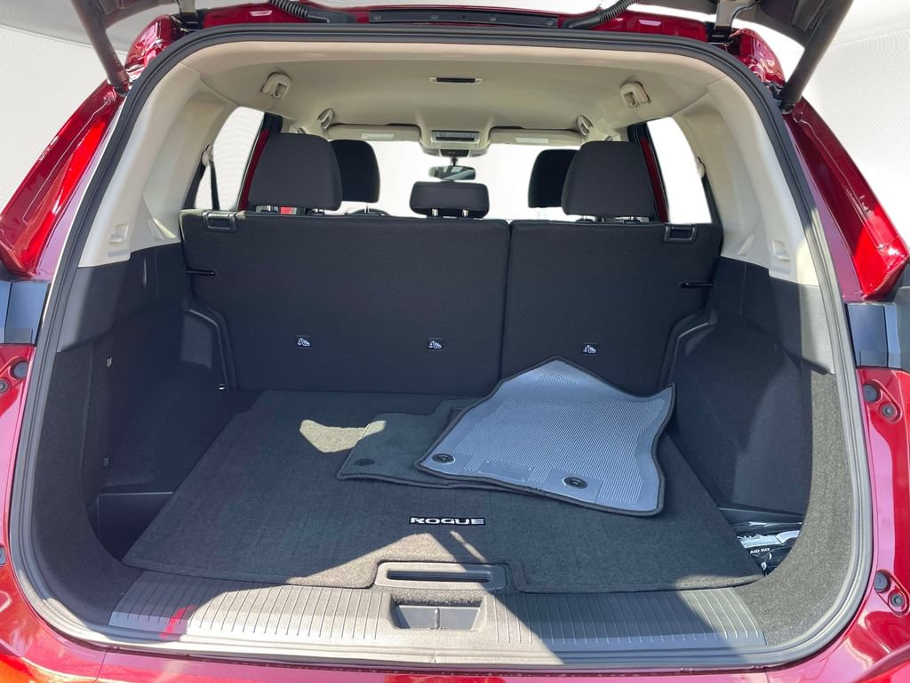 New 2026 Nissan Rogue SV FWD image 9