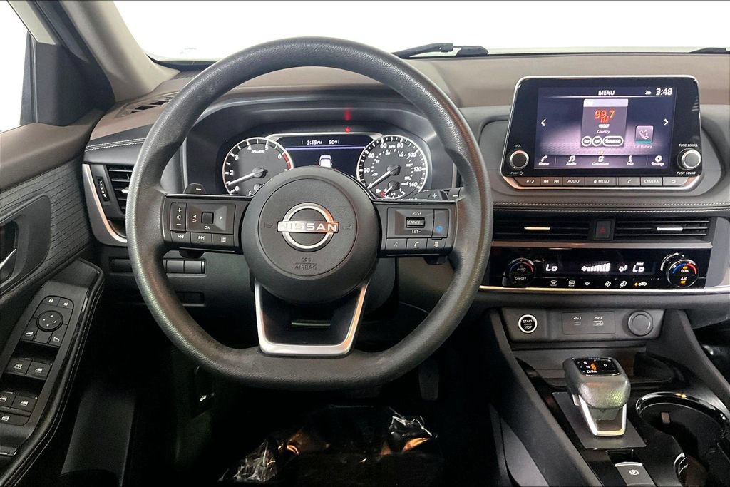 Used 2023 Nissan Rogue SV AWD/4WD image 5