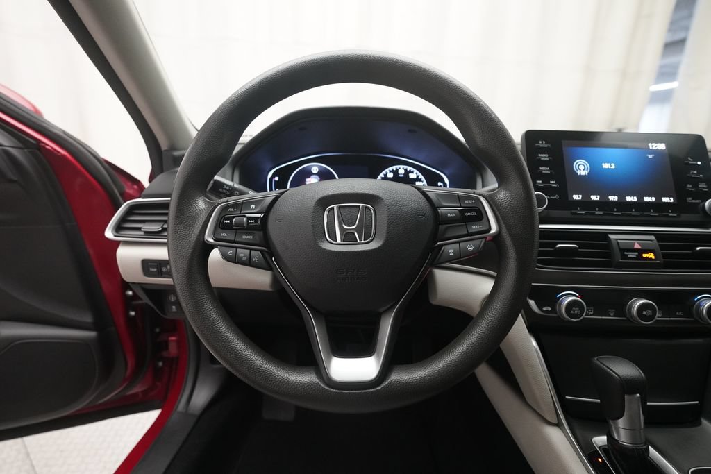 Certified 2018 Honda Accord LX image 4