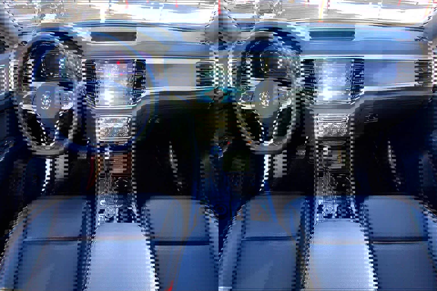 Used 2021 Volkswagen Atlas Cross Sport SEL image 16