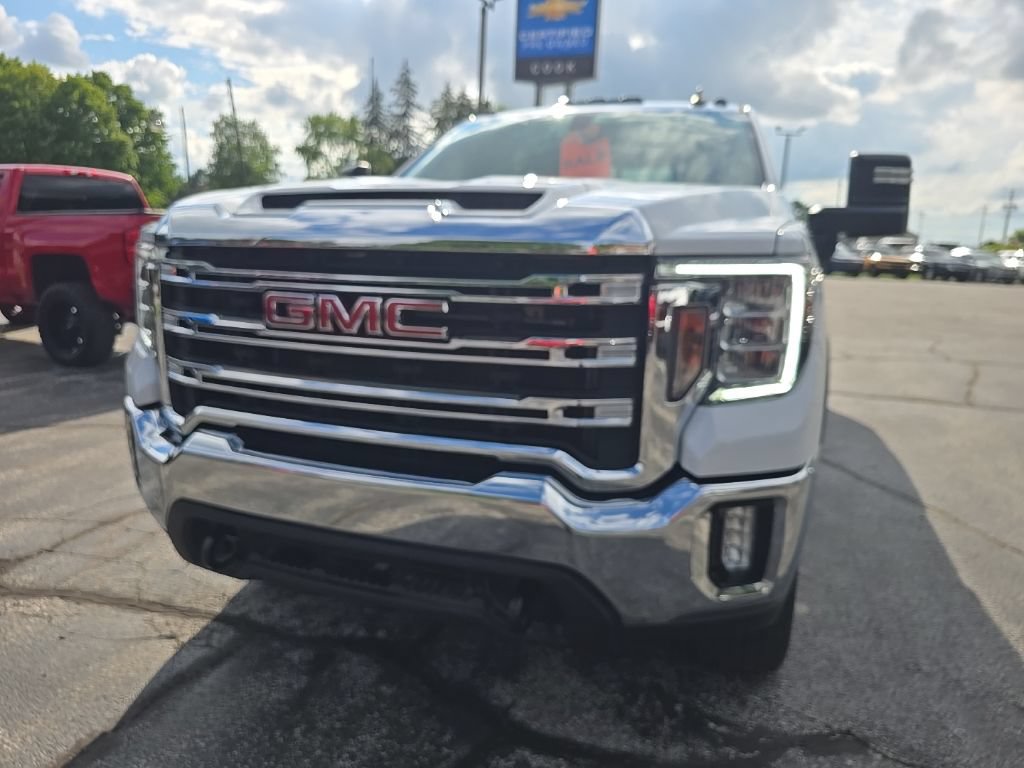 Used 2022 GMC Sierra 2500 SLE w/ SLE Value Package; AWD/4WD image 5