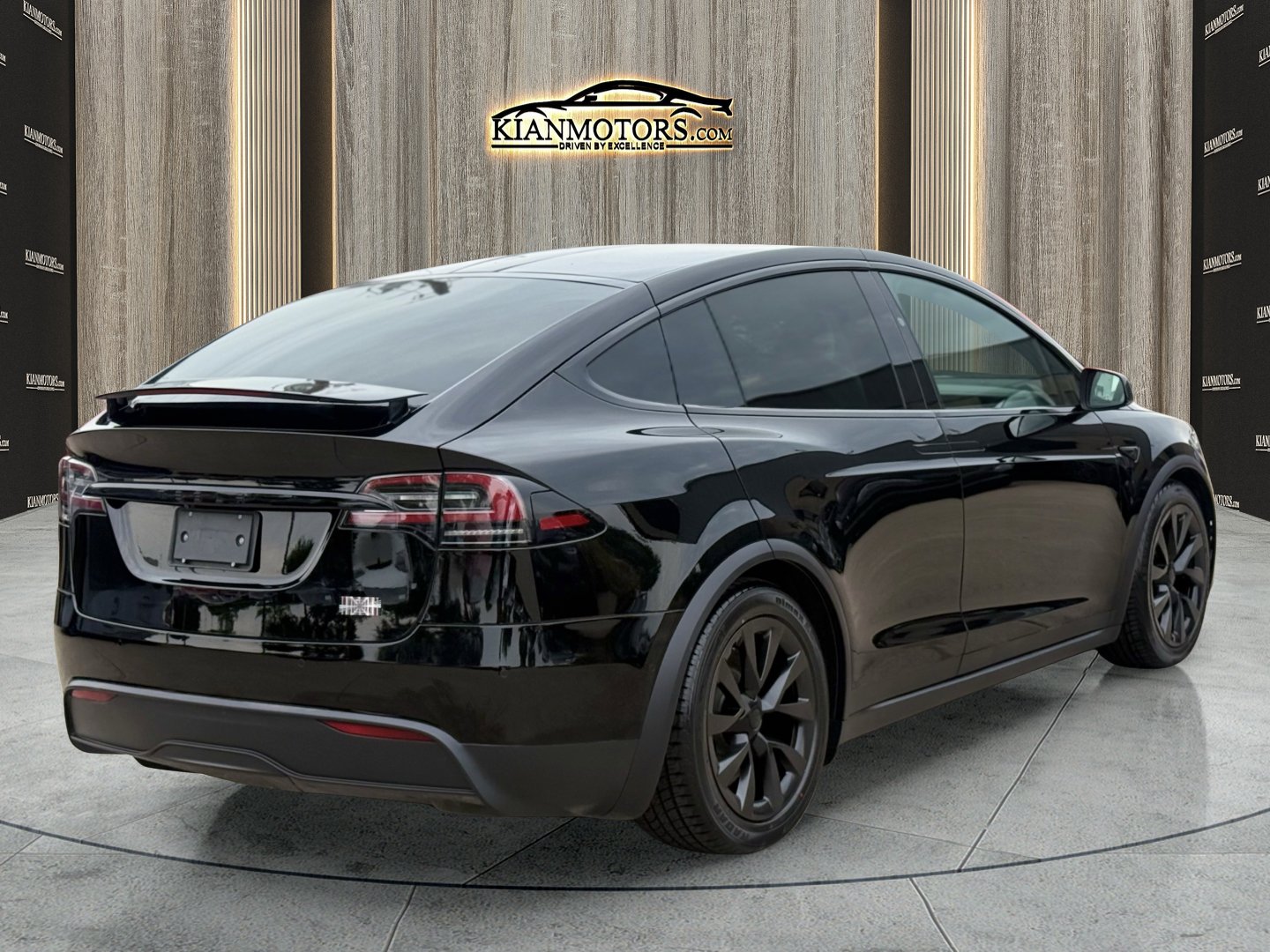 Used 2022 Tesla Model X Plaid AWD/4WD image 11