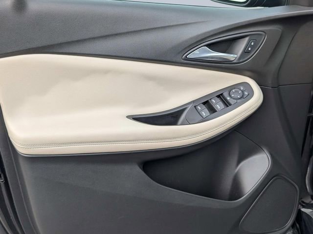 Used 2021 Buick Encore GX Select image 14