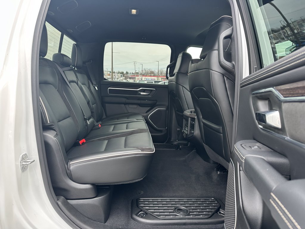 Used 2026 RAM 1500 Laramie AWD/4WD image 16