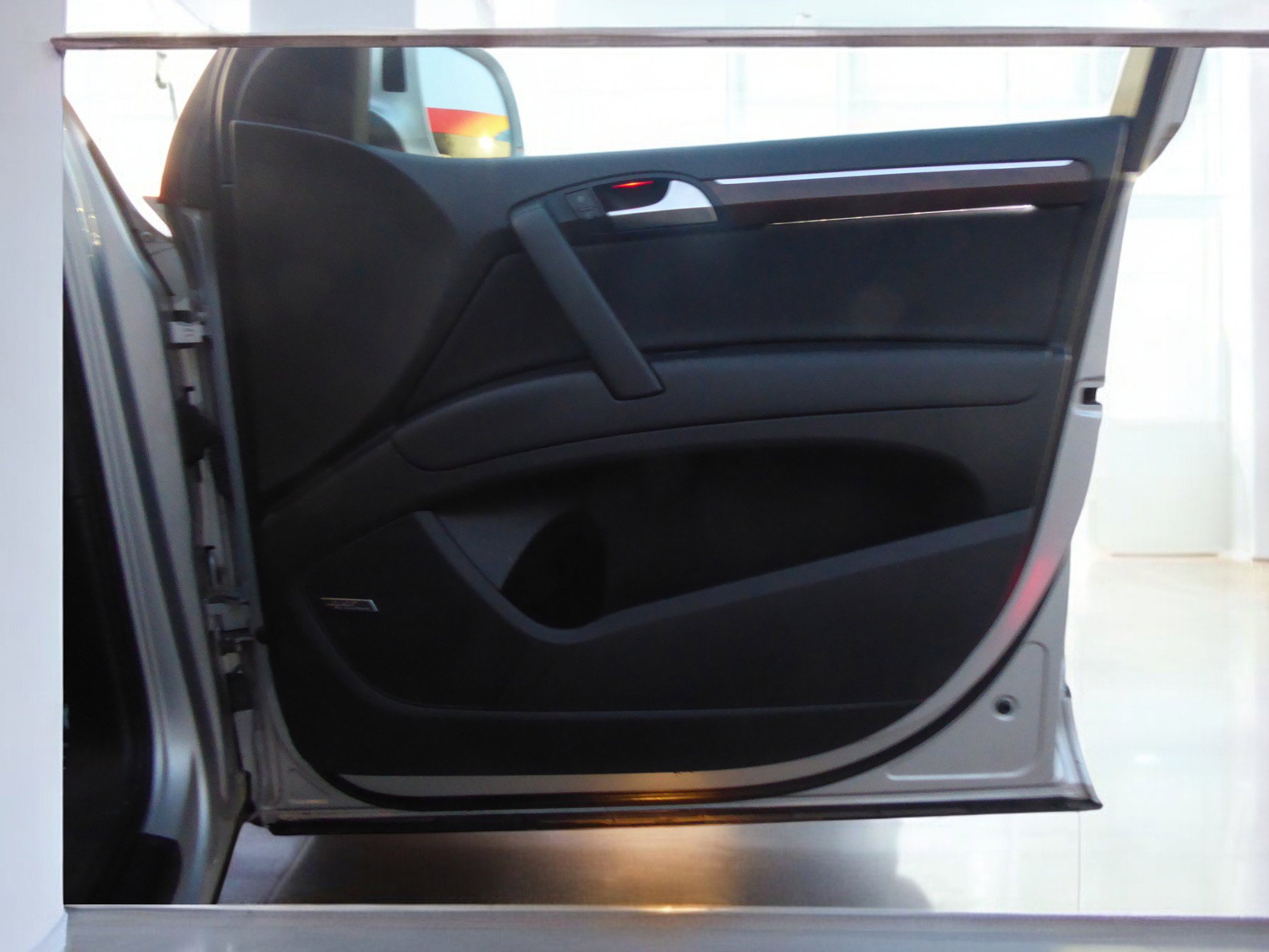 Used 2011 Audi Q7 TDI Prestige image 21