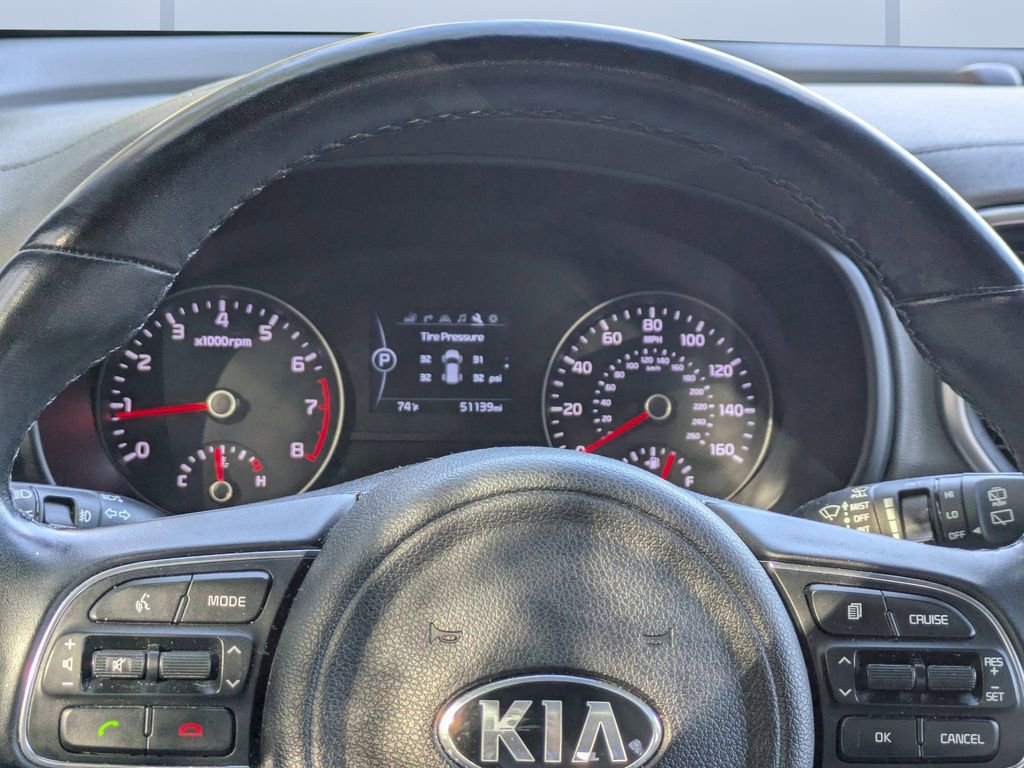 Used 2017 Kia Sportage EX w/ EX Technology Package image 32