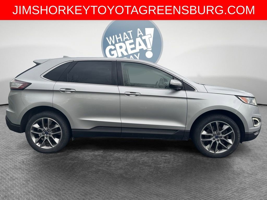 Used 2016 Ford Edge Titanium AWD/4WD image 2