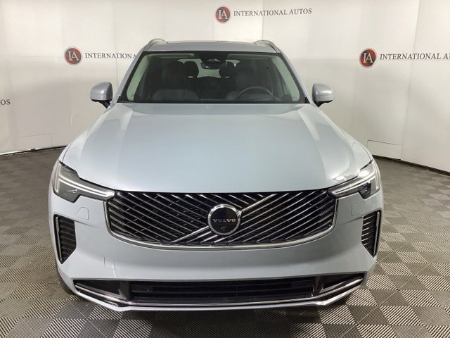 New 2026 Volvo XC90 B6 Ultra image 2