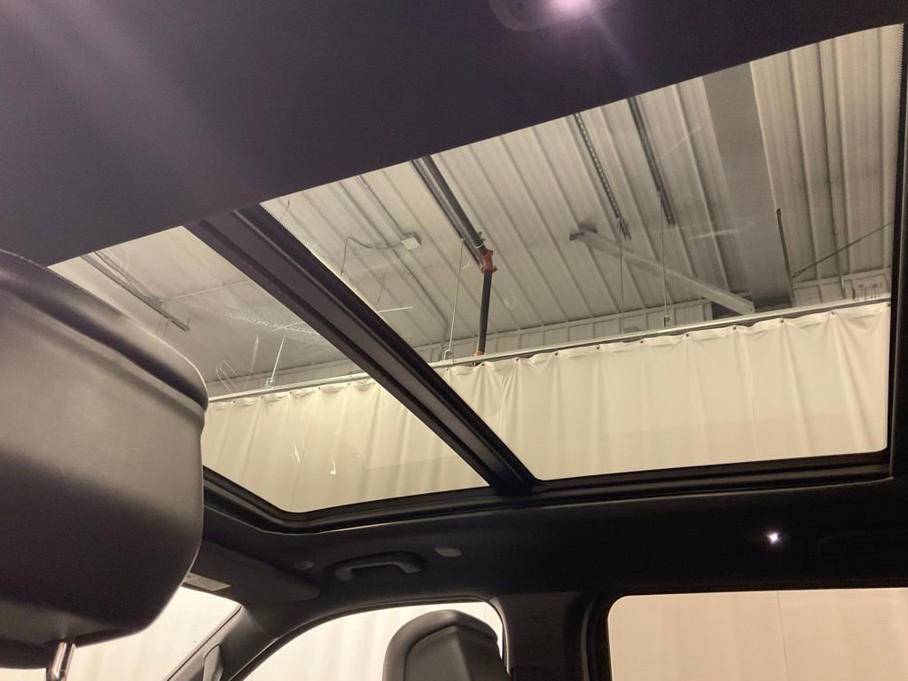 Used 2023 Jeep Wagoneer L Series III w/ Premium Group I image 38