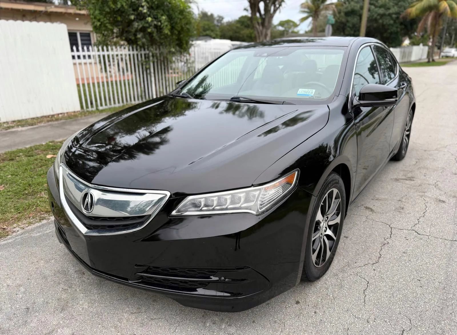 Used 2016 Acura TLX w/ Technology Package image 4