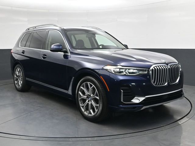 Used 2022 BMW X7 xDrive40i w/ Premium Package AWD/4WD image 2