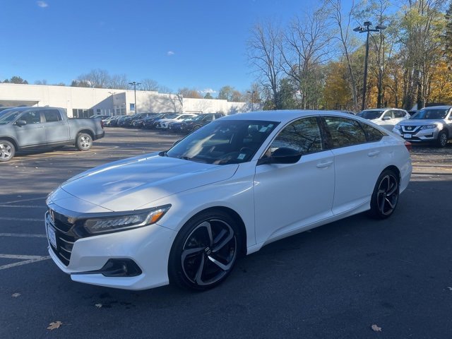 Used 2022 Honda Accord Sport image 2