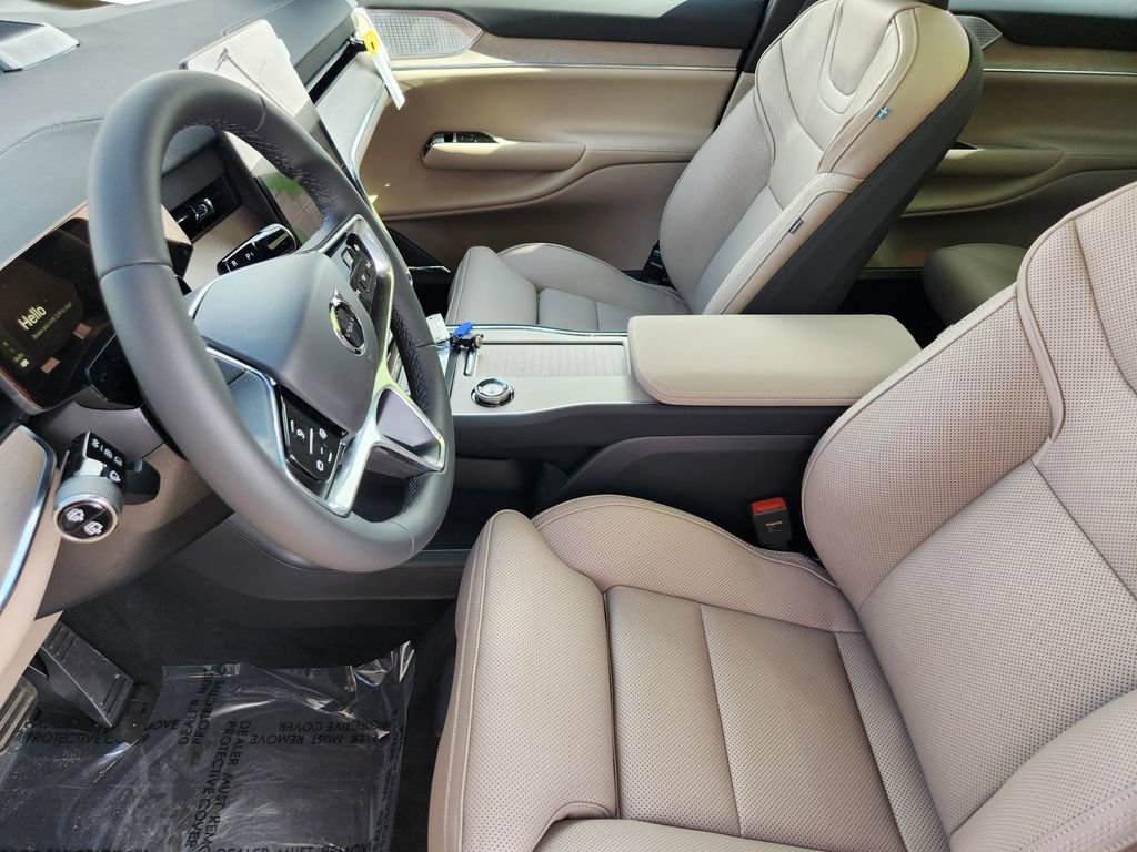 New 2026 Volvo EX90 Ultra AWD/4WD image 4