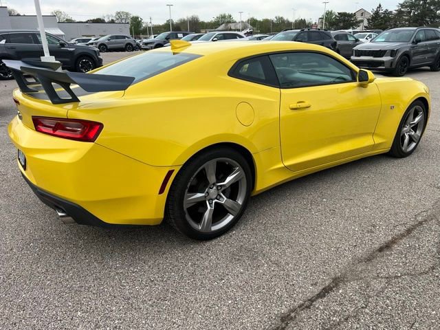 Used 2017 Chevrolet Camaro SS RWD image 4