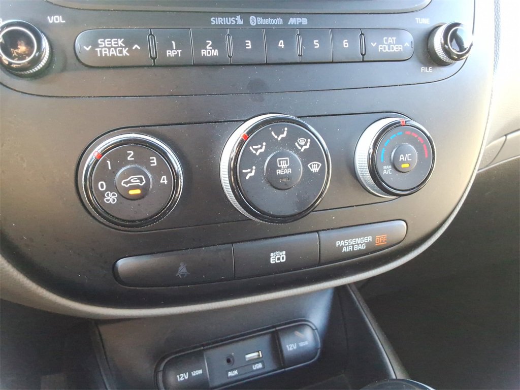 Used 2015 Kia Soul image 30