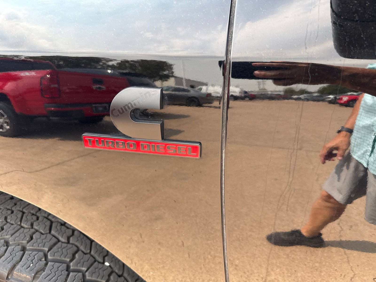 Used 2024 RAM 2500 Big Horn w/ Night Edition AWD/4WD image 15