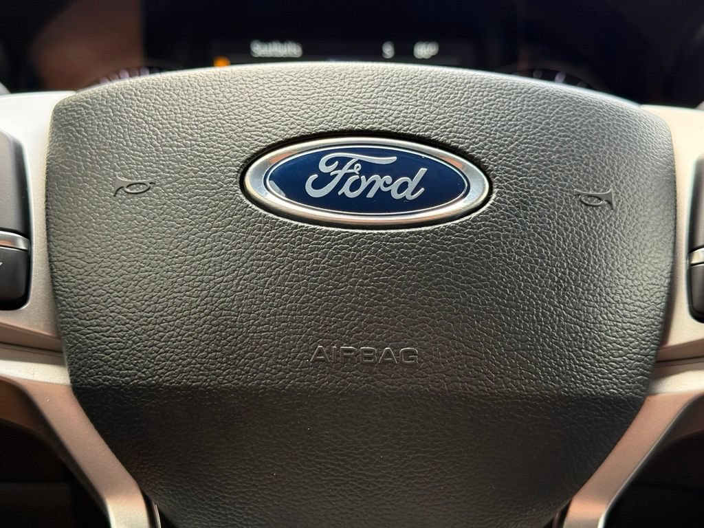 Used 2024 Ford Explorer XLT w/ Equipment Group 202A AWD/4WD image 19