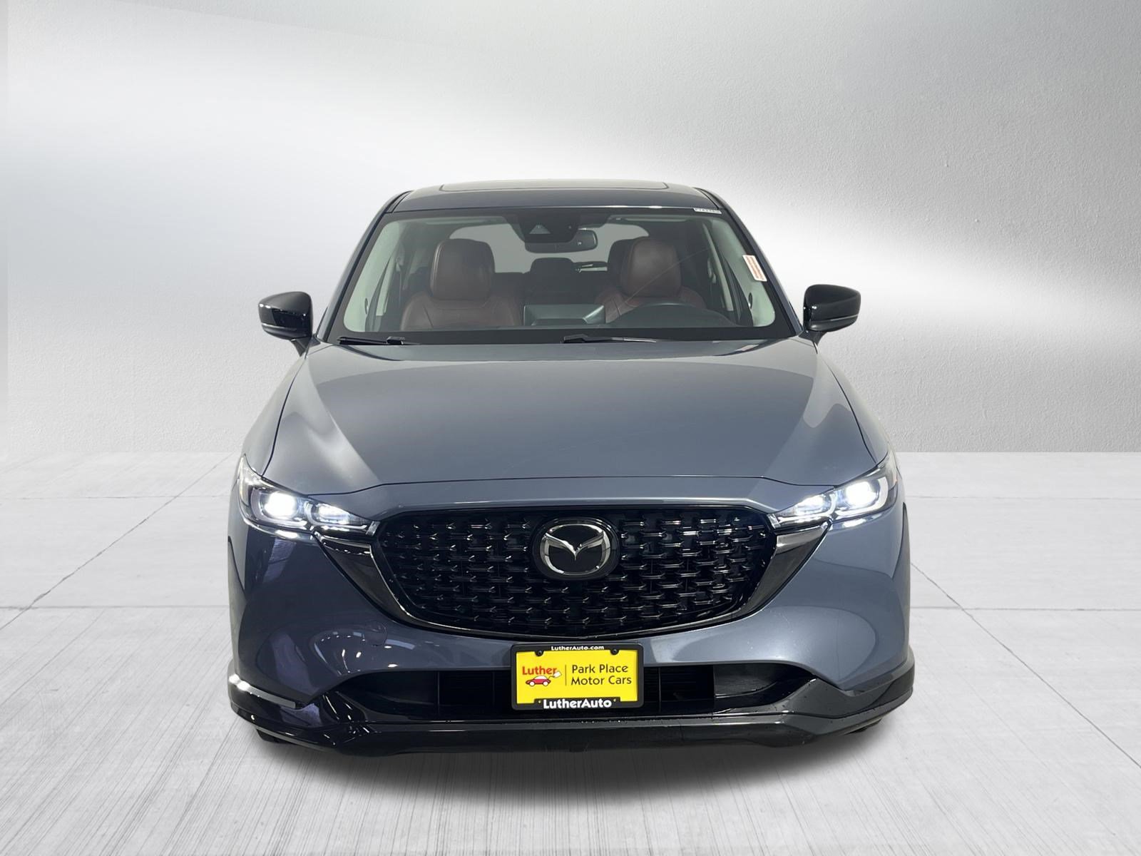 Used 2023 MAZDA CX-5 Carbon Edition video 2